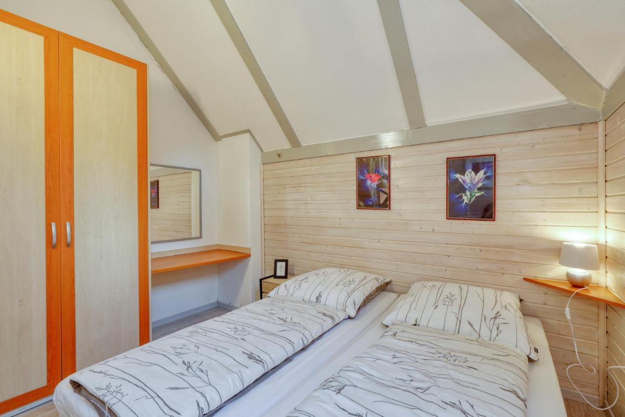Ferienhaus Bei Simone Mit Sauna Kirchheim  Buitenkant foto